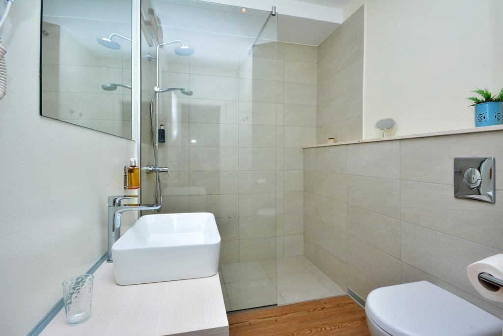 Bonum Rooms Split Exterior photo