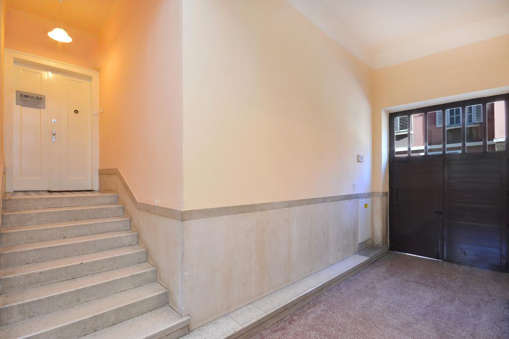Bonum Rooms Split Exterior photo